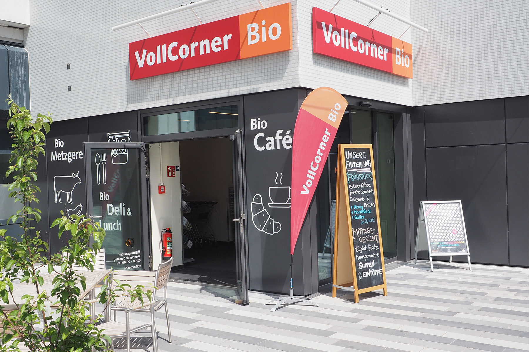 VollCorner Eingang