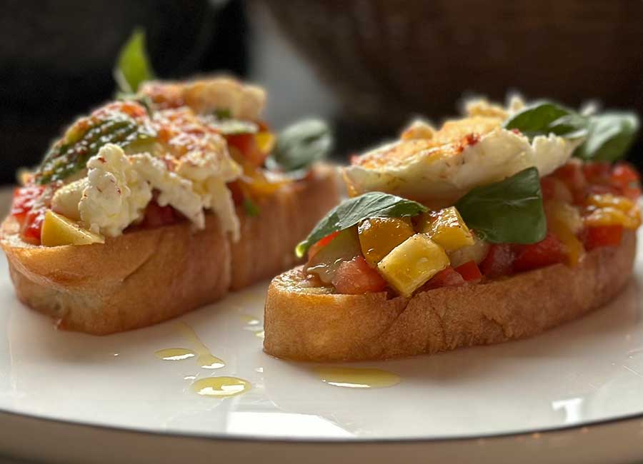 Pfirsich-Bruschetta